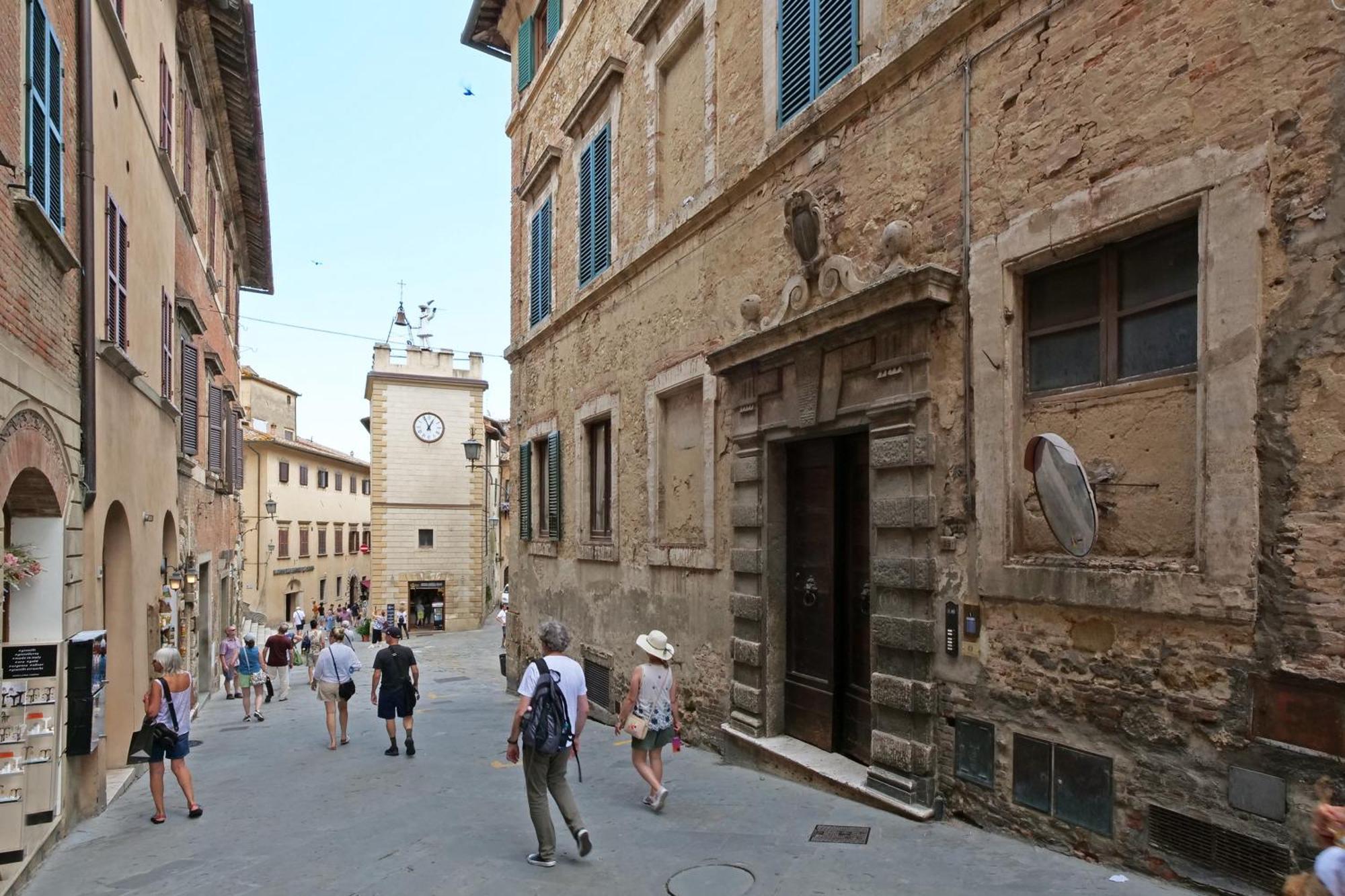 Delcorto Suites Montepulciano Stazione Exterior foto
